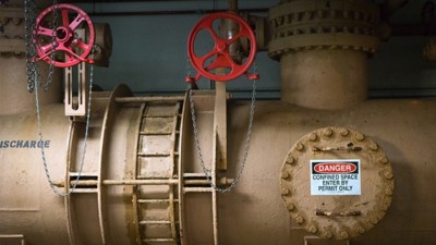 Confined Space Sign at Water Intake (picture by Jerry Koukol)